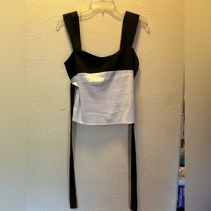 Commense Black and White Tank Top
